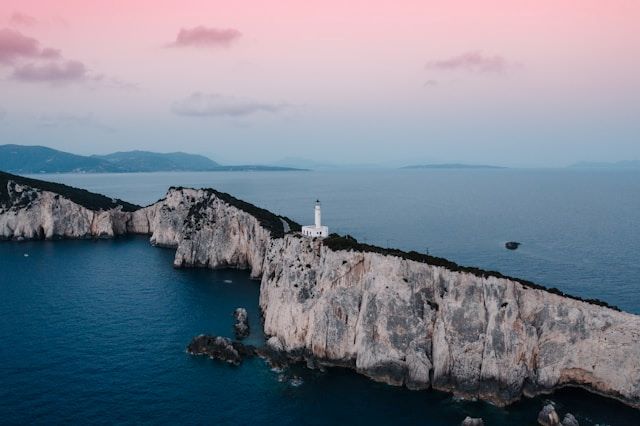 دليلك الشامل في رحلتك السياحية إلى اليونان