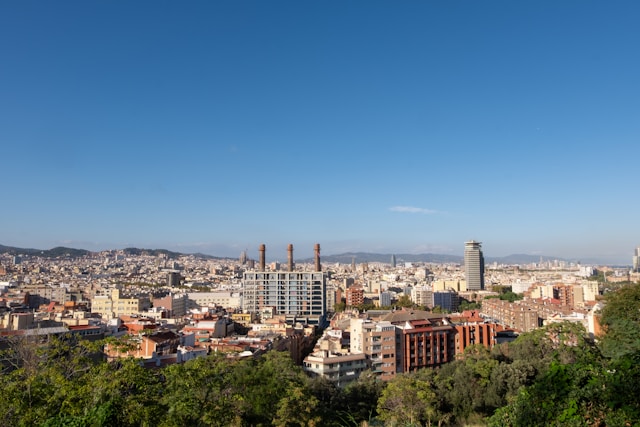 برشلونة